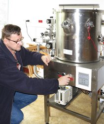 Laboratory of Vacuum Techniques in Geophysics and Planetology